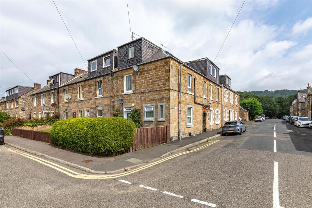 9 Douglas Place Galashiels 05.jpg