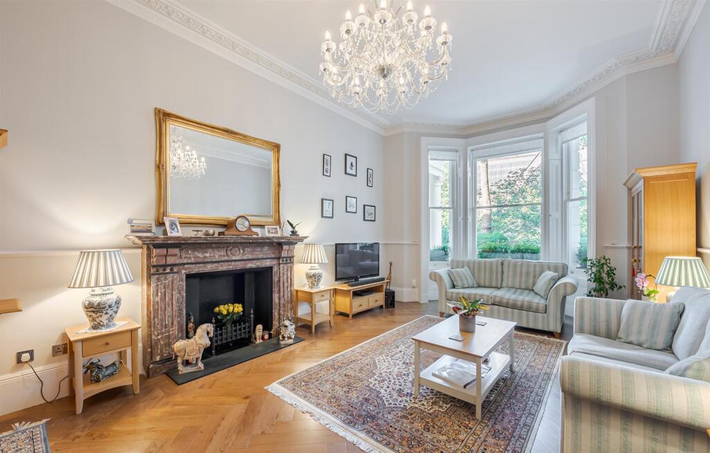 Courtfield Gardens 61 RGF-8-2. Low Res.jpg