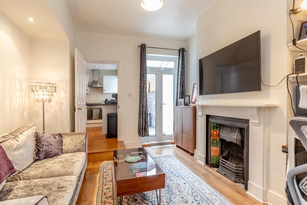 Ashgrove Road, Ashley Down Living Room 2.jpg