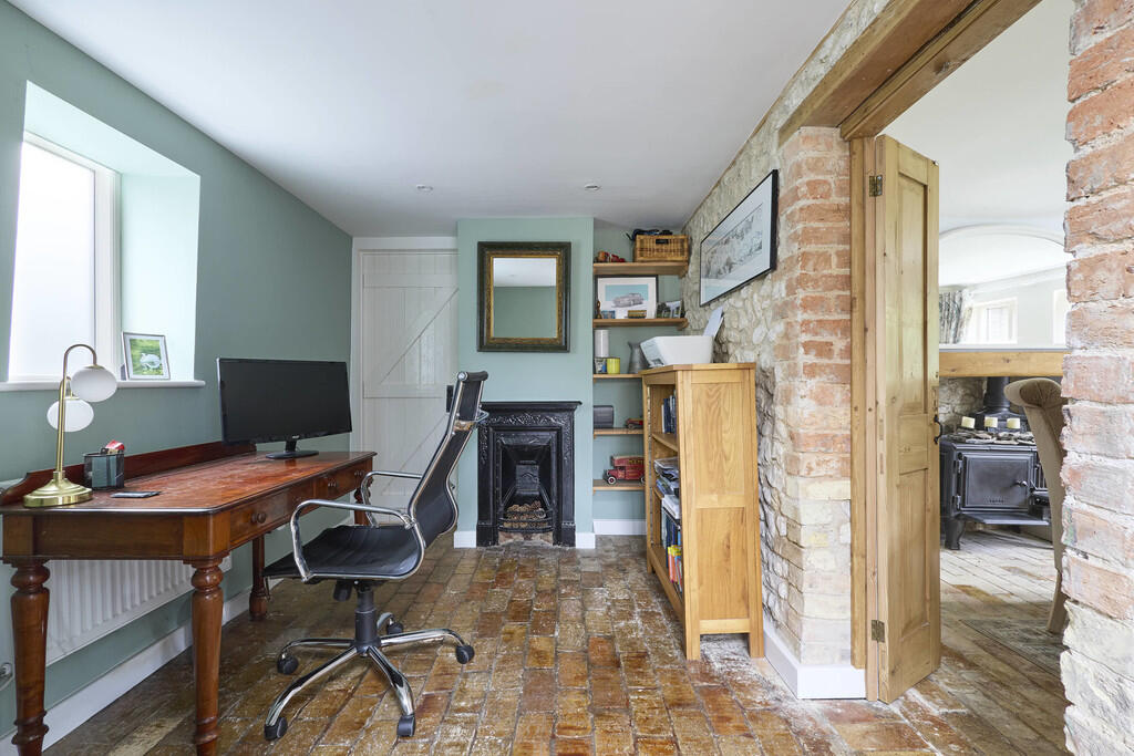 Mulberry_Cottage_...