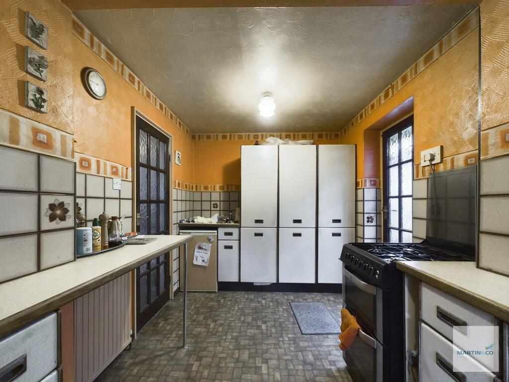 CAM03394G0-PR0239...