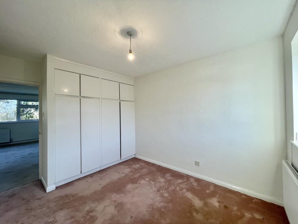 Bedroom 2 (1)
