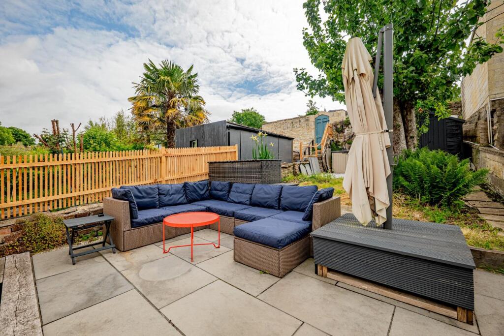 8 Caroline Buildings BA2 4JH-7.jpg