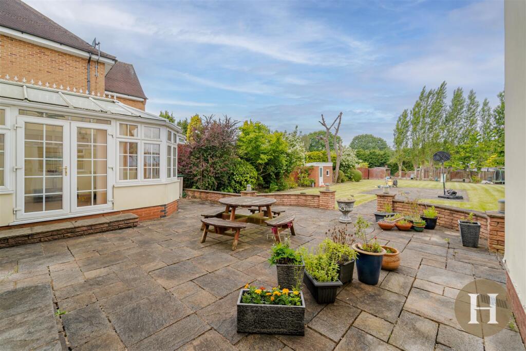 Hadleigh Estate Agents-47.jpg