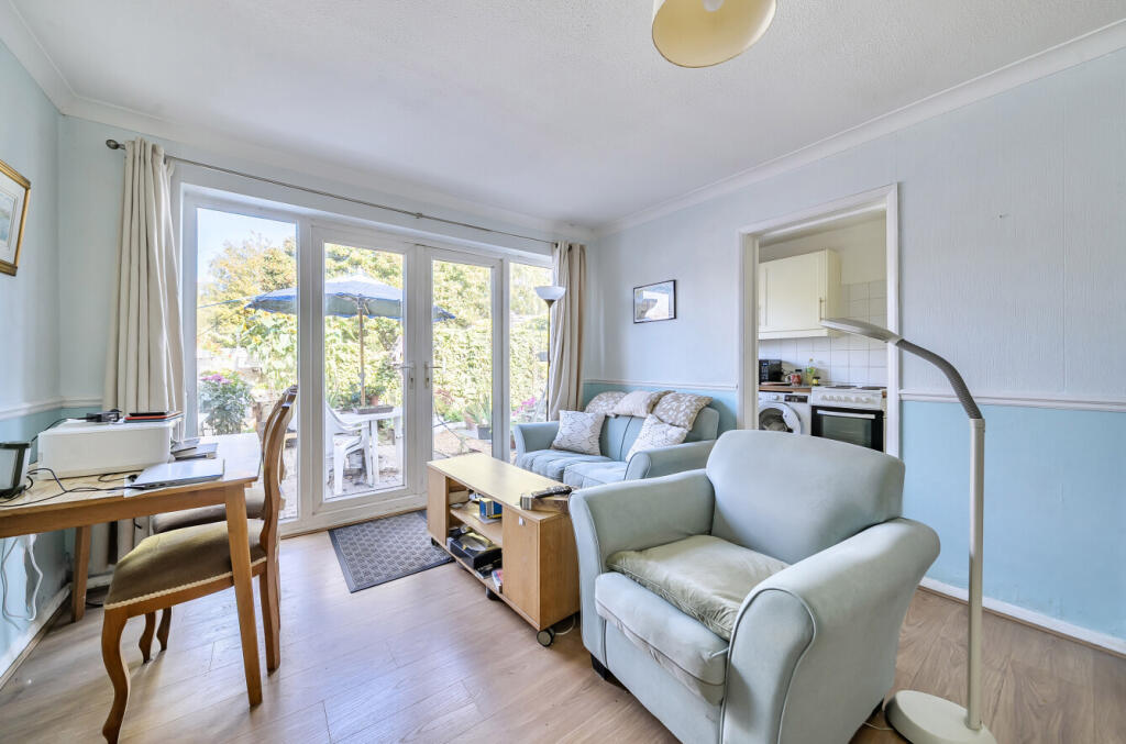 1359658-9-68dbf6e...