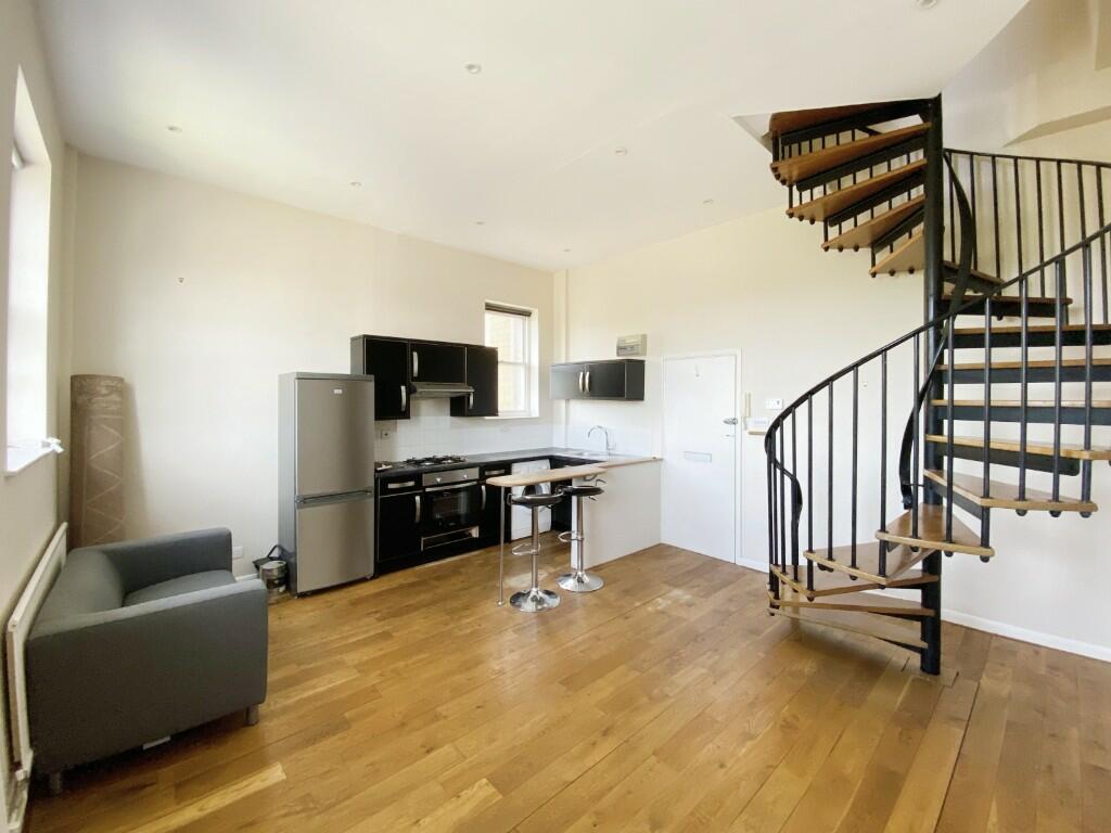 Living Rm &amp; Kitchen