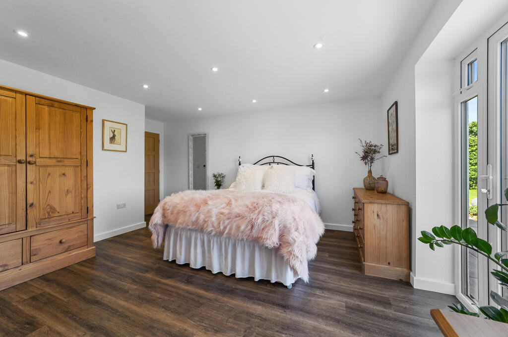 PT-FC(COL)-Hawtho...