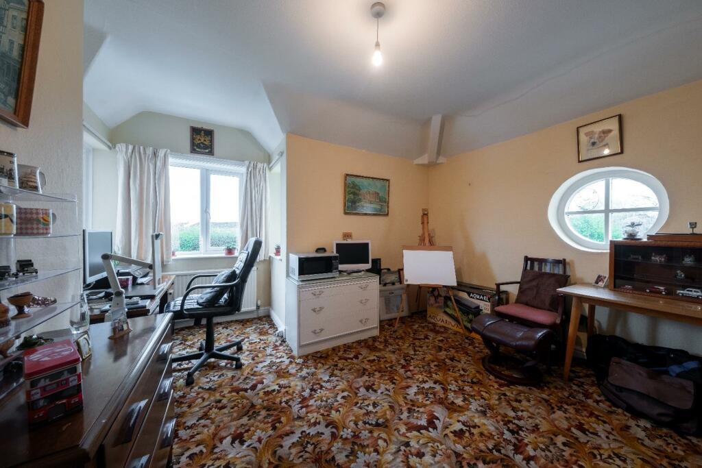 126 Vicars Cross Road-021.jpg