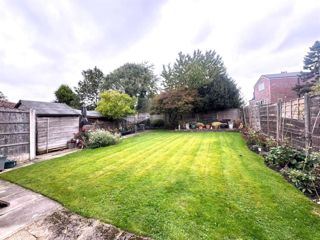 PHOTO-2025-10-10-15-51-58 4.jpg