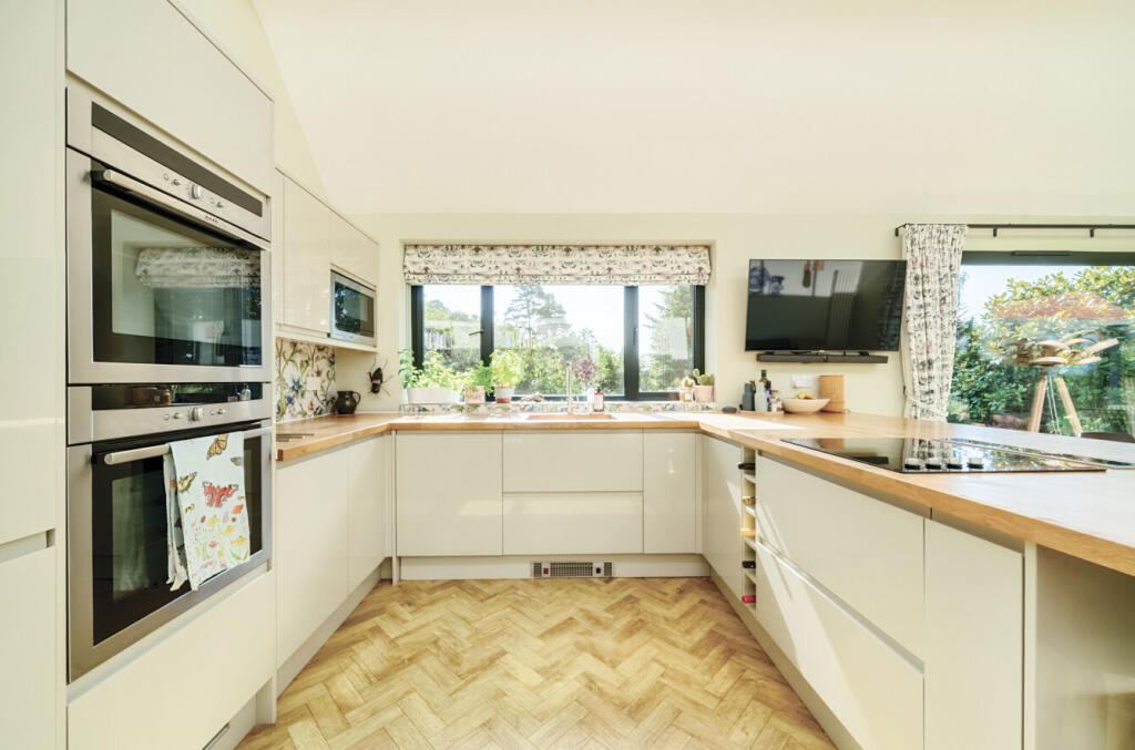 1335265-33-689255...