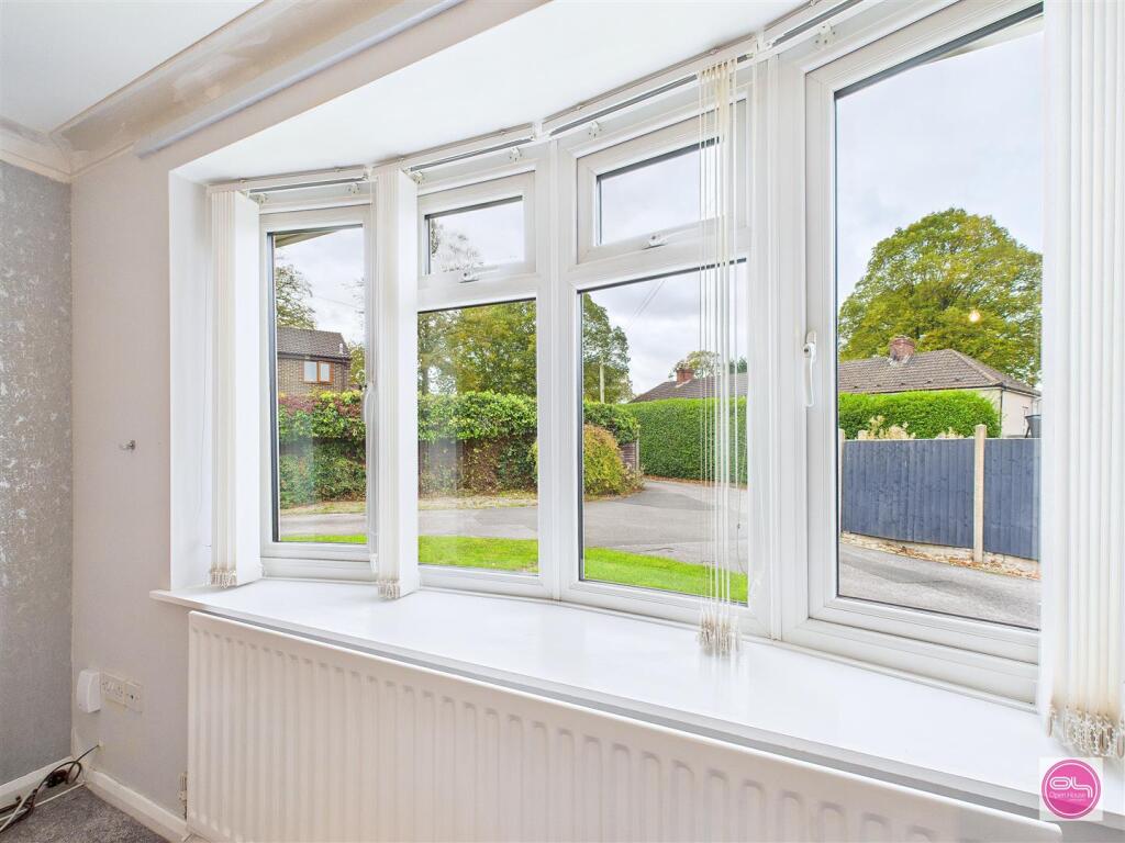 Albert Road, Church Gresley (11).jpg