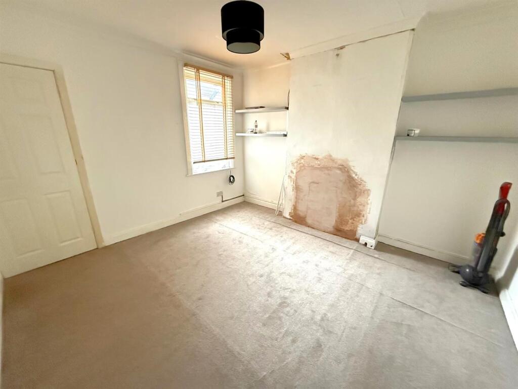 WhatsApp Image 2025-11-11 at 5.24.32 PM (16).jpeg