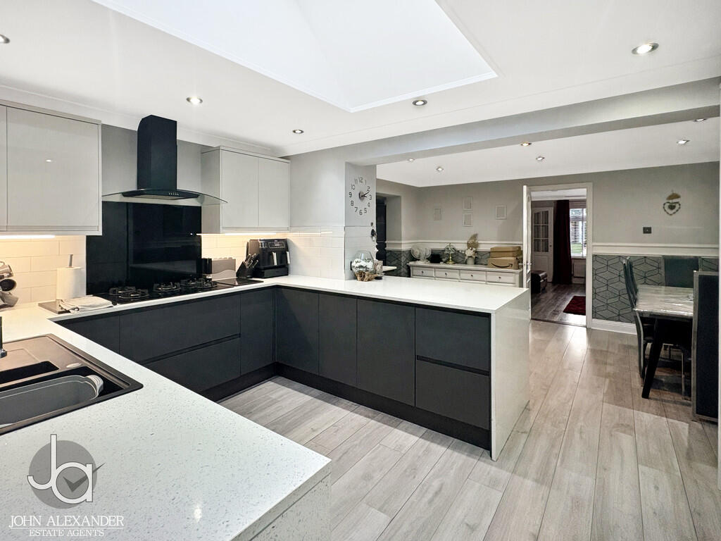 20251128_15114406...