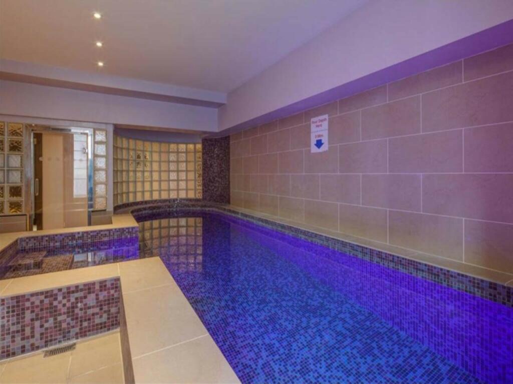 swimming pool at 10
