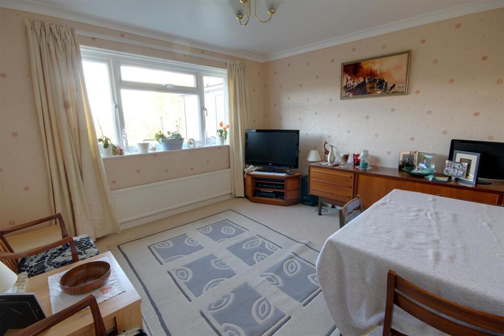 img_1426 - copy-img_1428 - copy.jpg