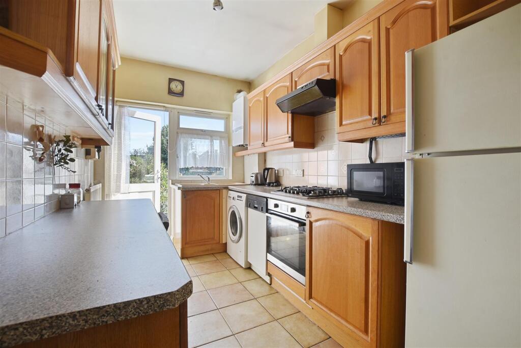 11-9cd4GCWT - 22 Jersey Ave - Kitchen -Original (6