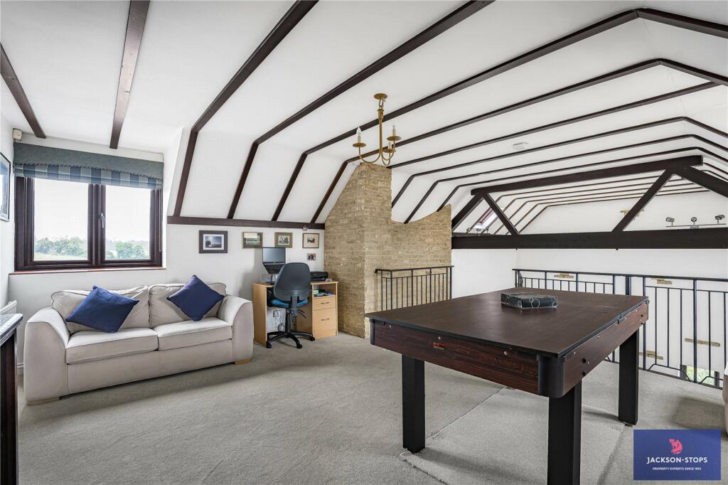 Gallaried Landing