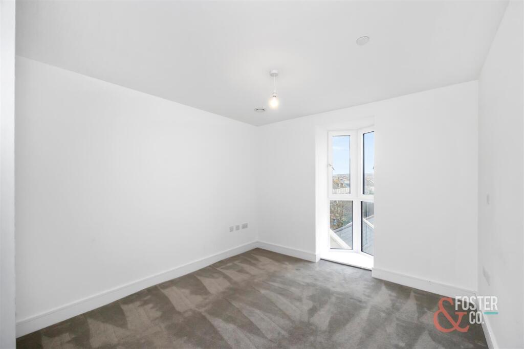 Aurum 29 Kingsway_003.jpg