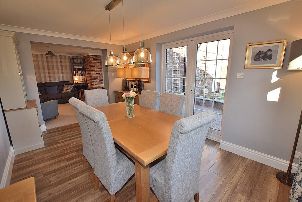 dining room alt