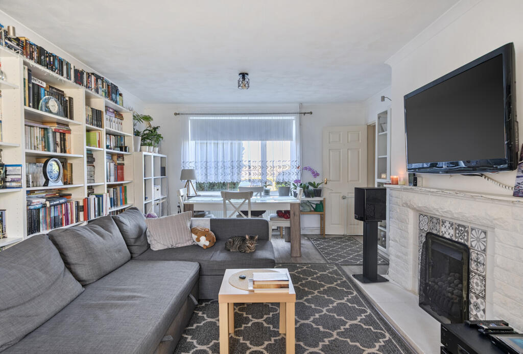 1362529-7-68e3d7a...