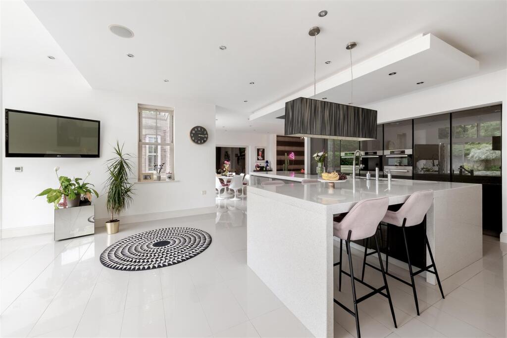 Kitchen/Living/Diner