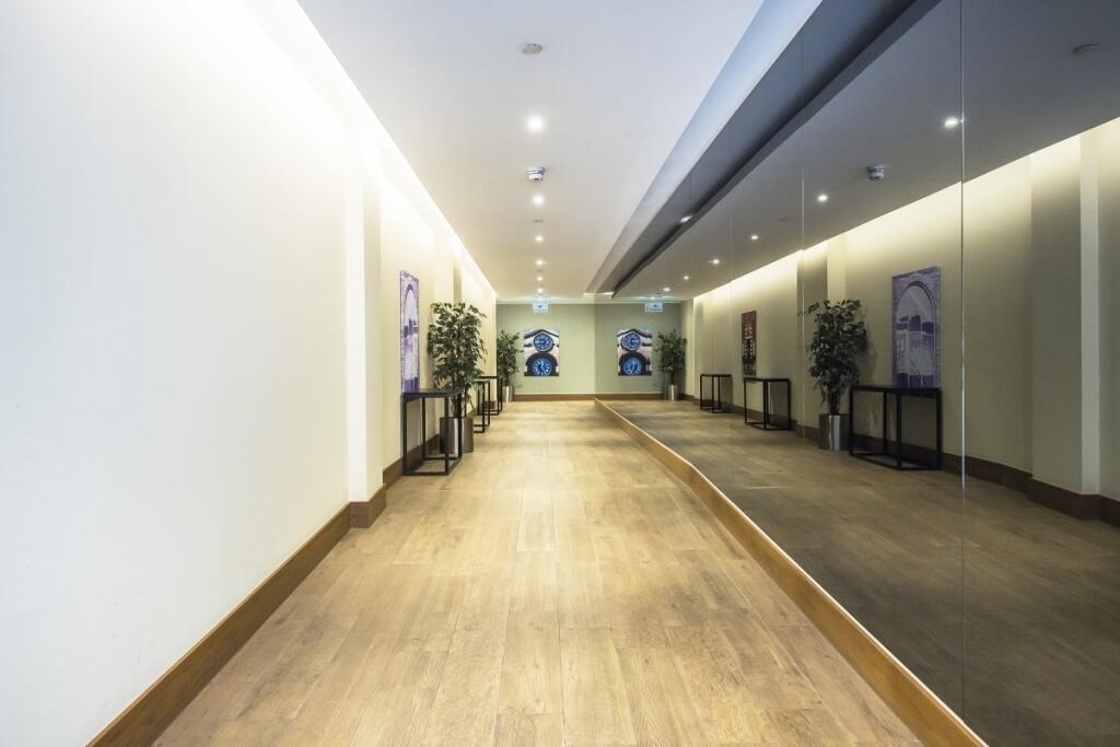 112924_P286665_IM...