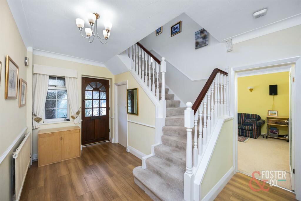 Woodland Drive 9-038.jpg