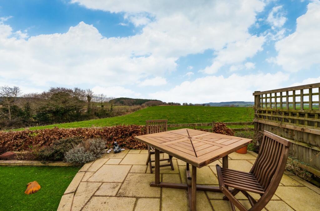 Rear Garden/View