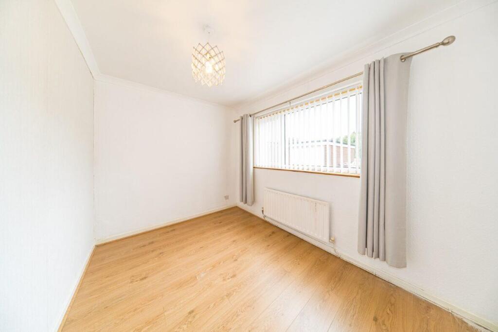 16 Tern Way bedroom 2.jpg