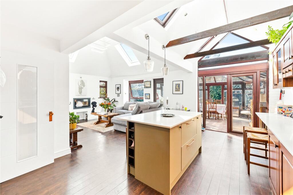 Kitchen/Living Room
