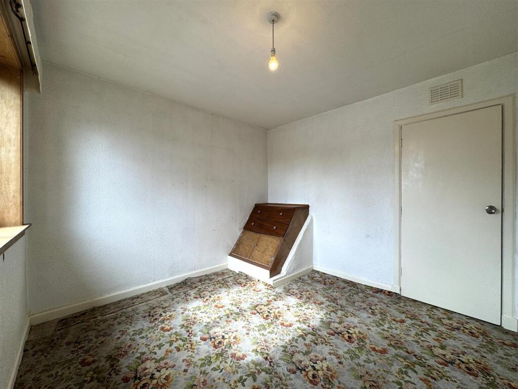 BEDROOM 3.JPG