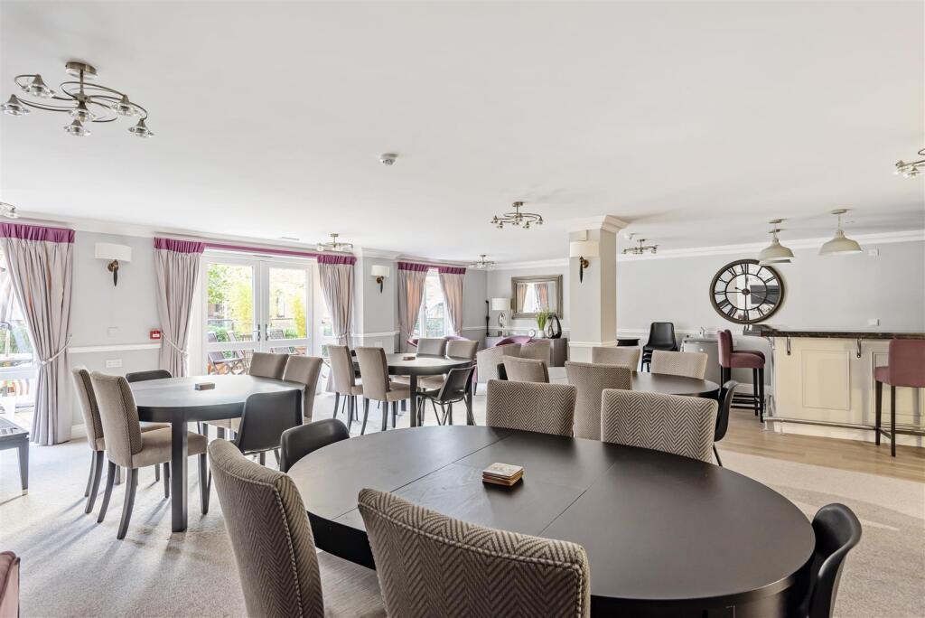 Owners Lounge (2).JPG