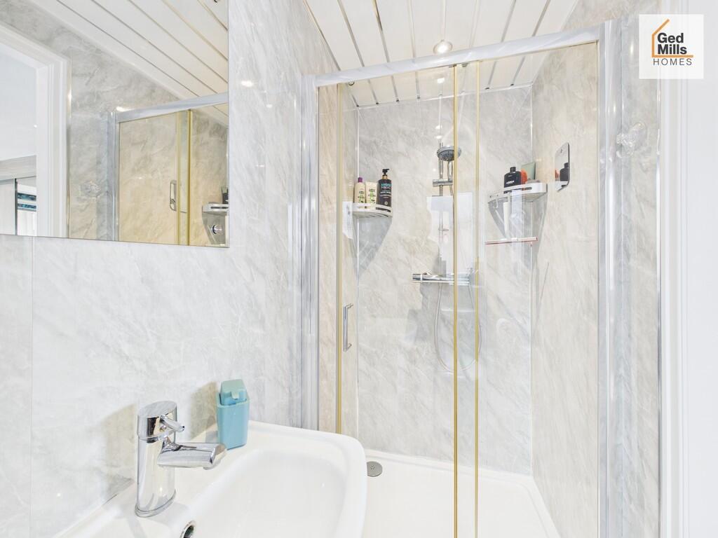 CAM04261G0-PR0102...