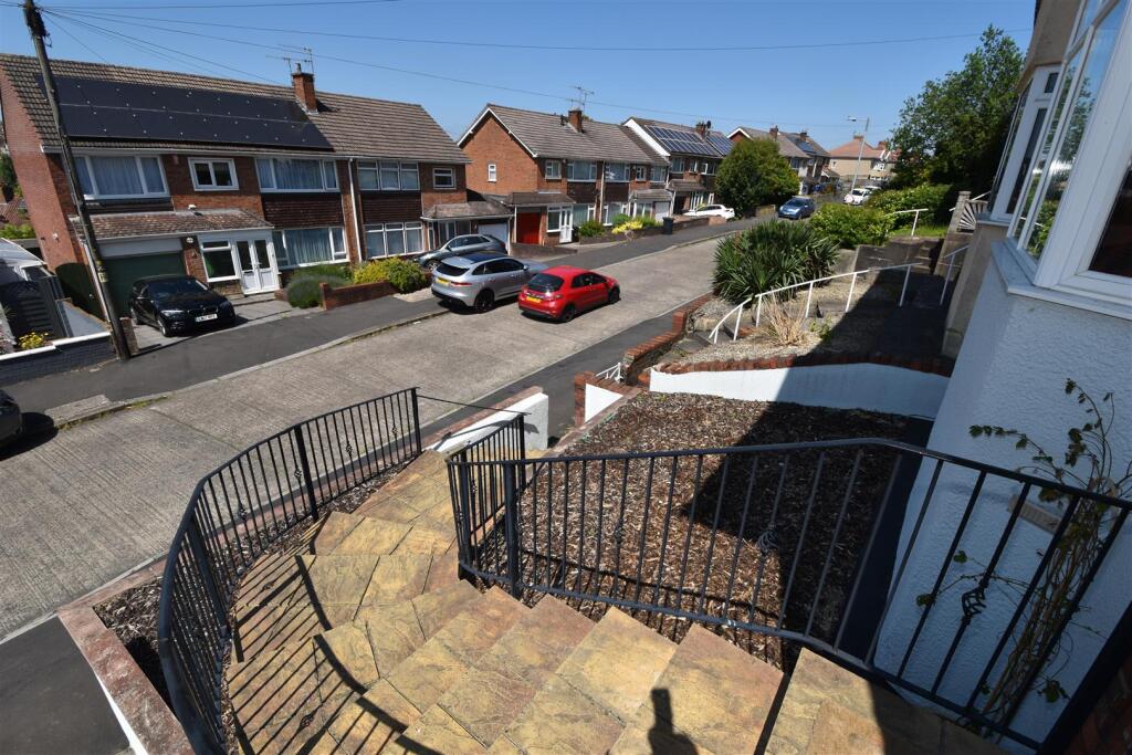 Front &amp; Street View.JPG