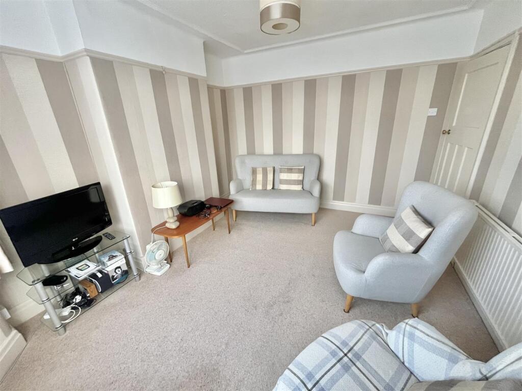 Sitting Room Aspect 3