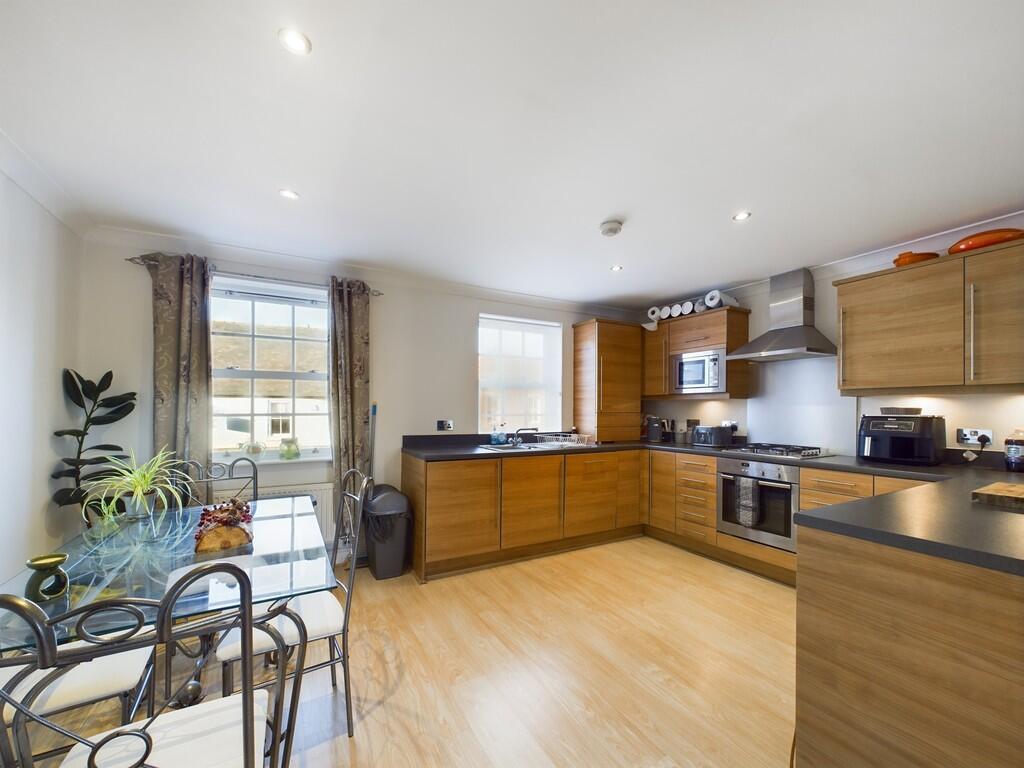 CAM01835G0-PR0146...