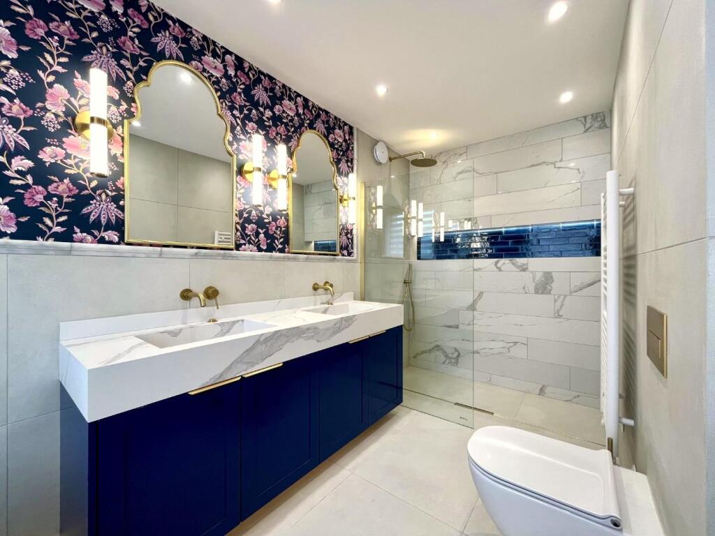 Bedroom 1 En Suite