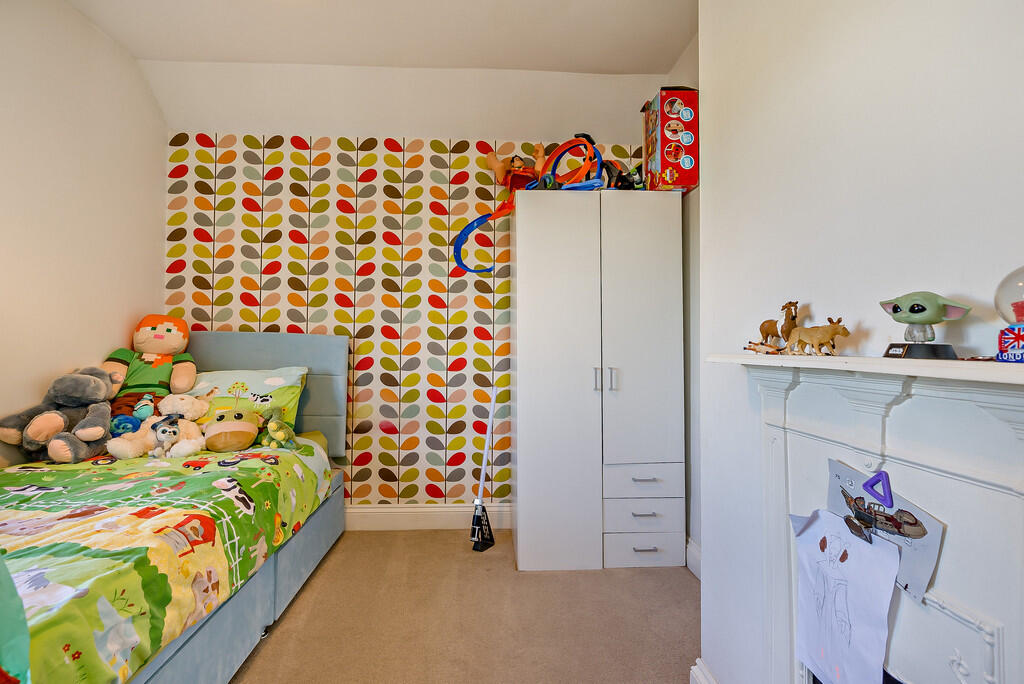 8639452-interior0...