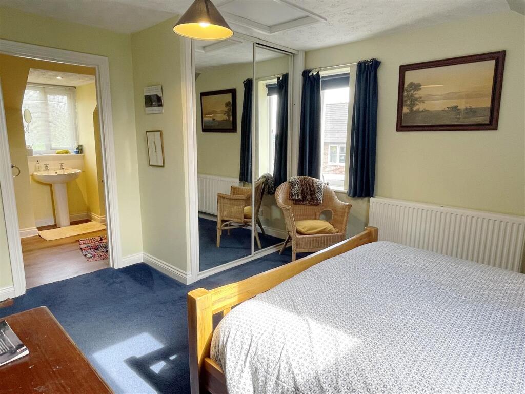 Bed 1a.JPG