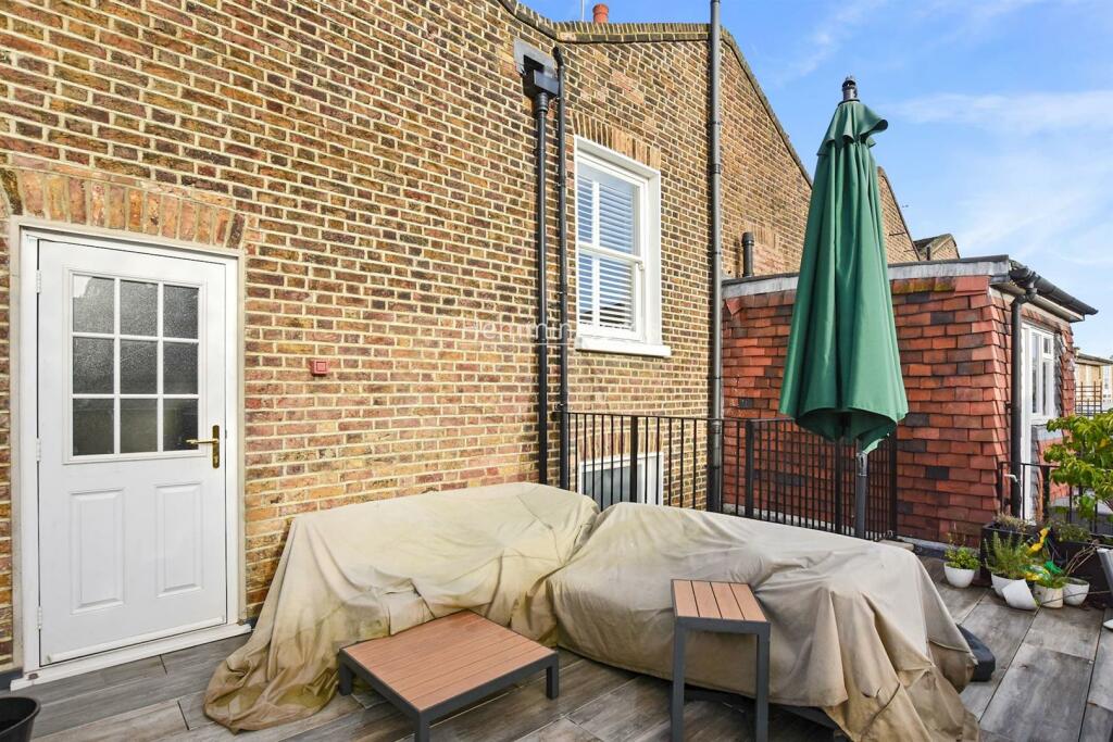 15-b6d9GCHMF - Flat 2 81A Haverstock Hill - Terrac