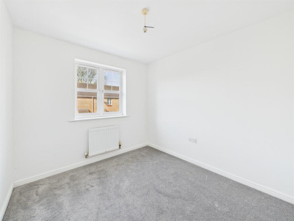 Bedroom: