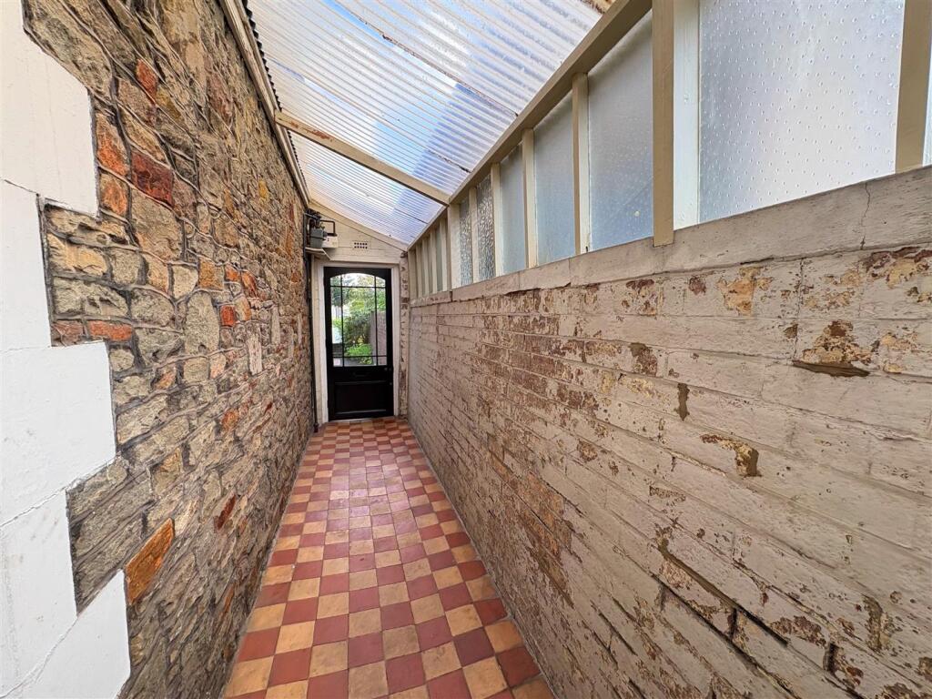 Covered communal entrance .jpg