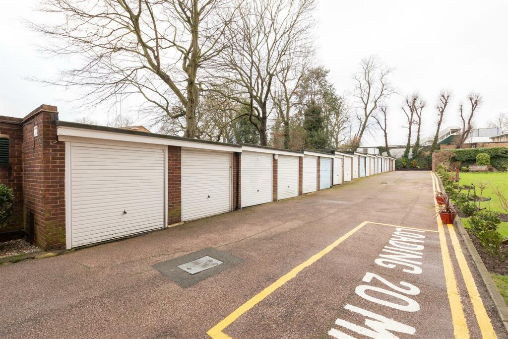 The Hollies E11