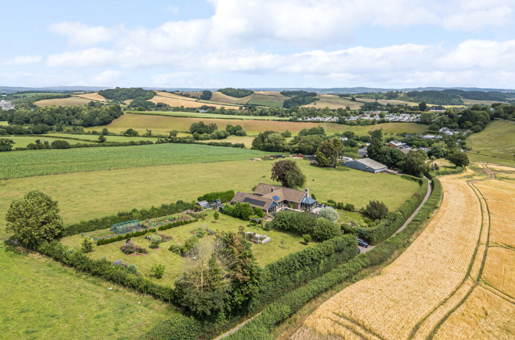 1315591-3-685e420...