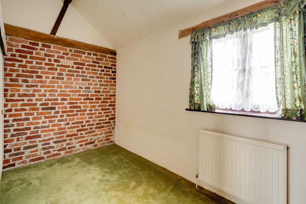 Barnfield House-1...