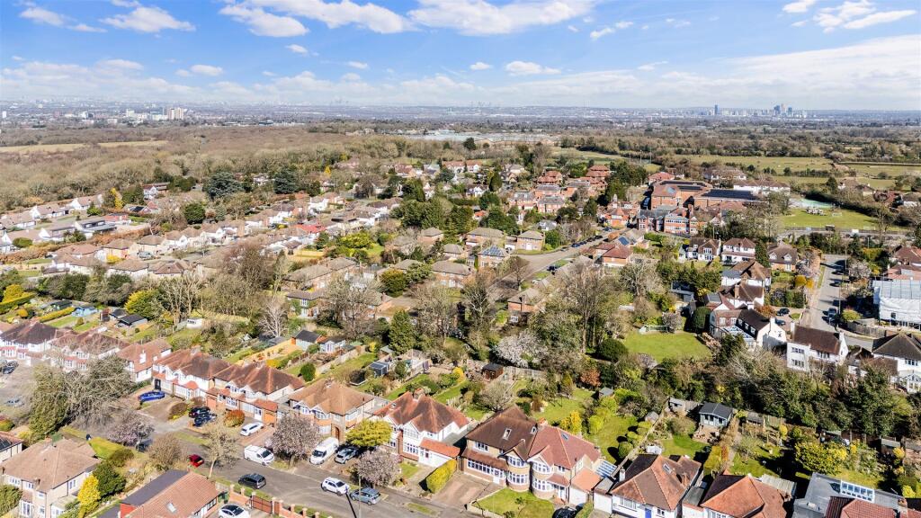 COMMONFIELD ROAD, 113 DRONE  (7).jpg