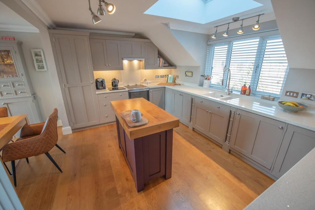 DSC_7471 (Custom).jpg