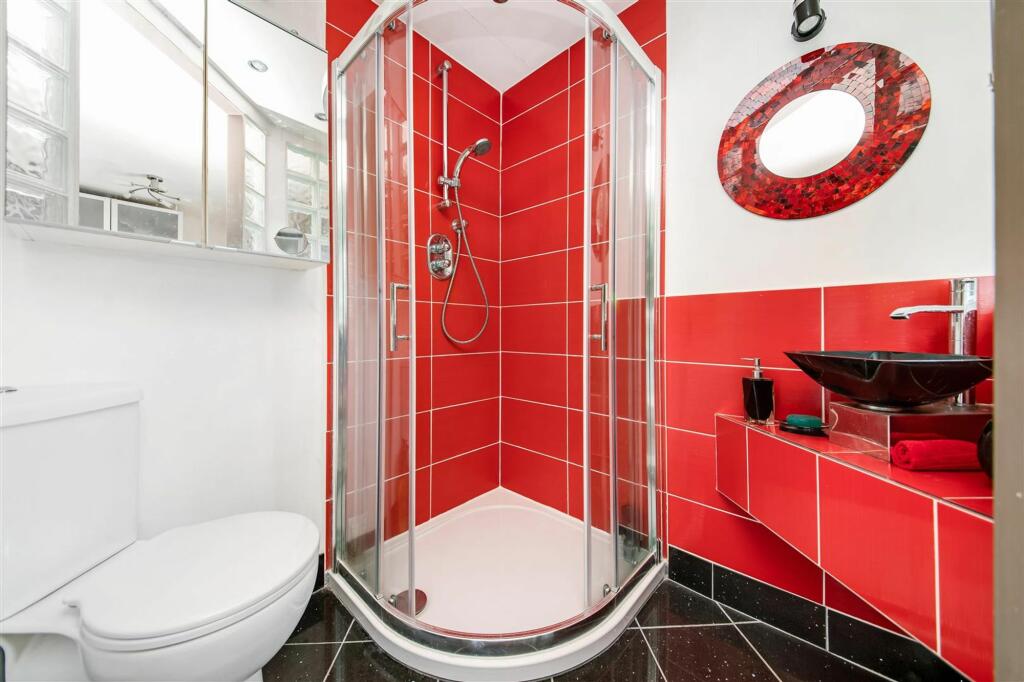 EN-SUITE SHOWER ROOM TO BEDROOM ONE