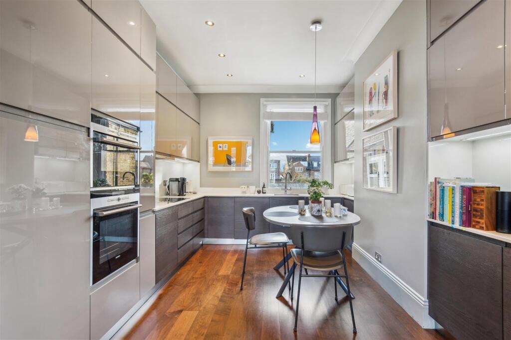FOR SALE - Homefield Road, W4