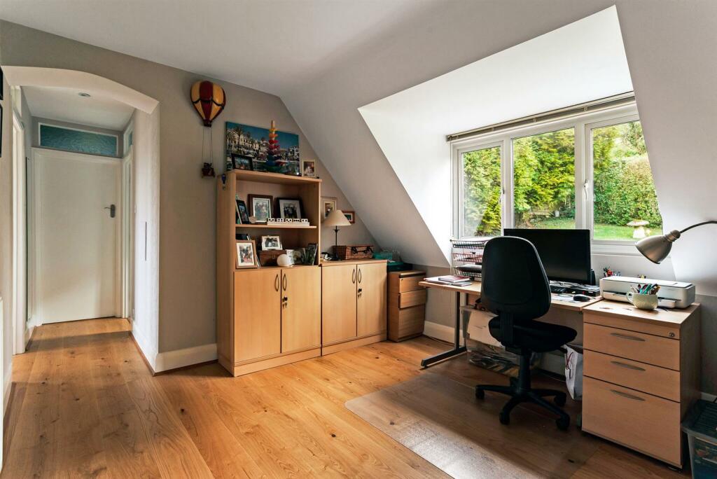 63251_Greygarth, Cleeve Hill Cleeve Hill Cheltenha